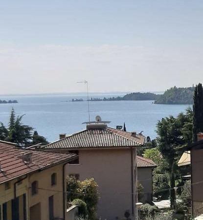 Valle Fiorita 42 - Lake View Studio Gardone Riviera Zewnętrze zdjęcie